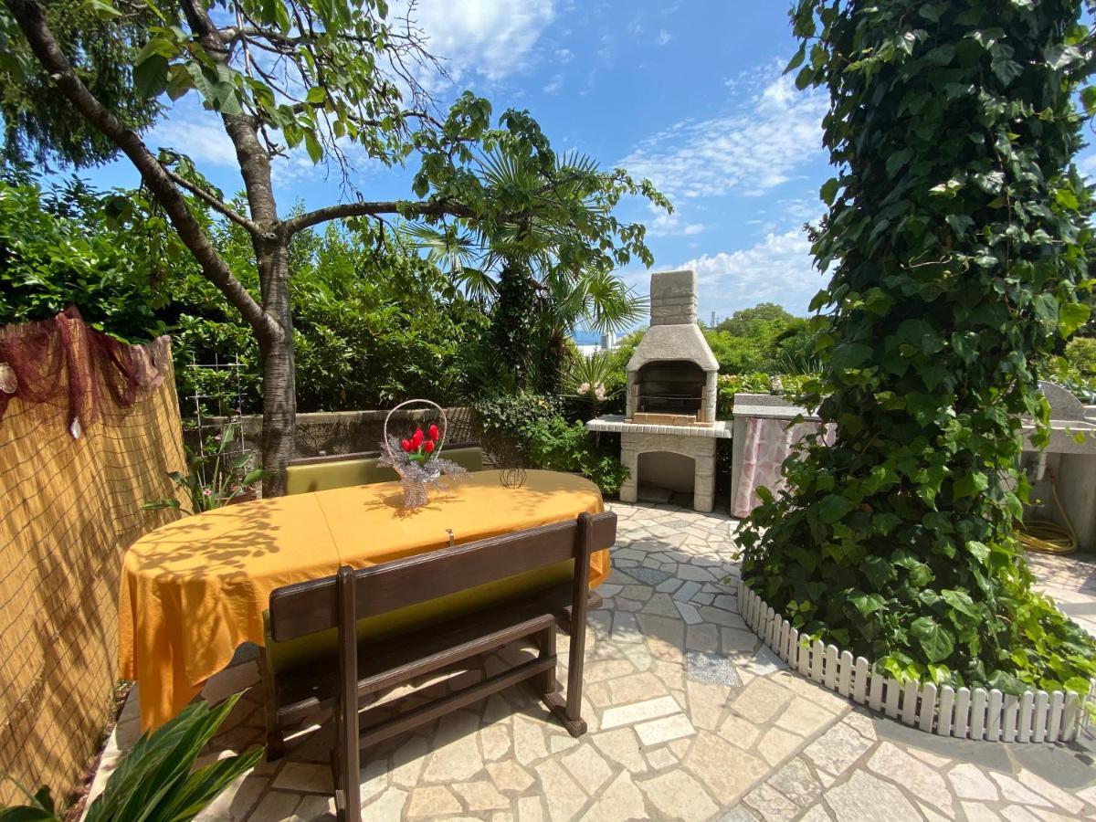 Guesthouse Villa Stanger Ловран Экстерьер фото