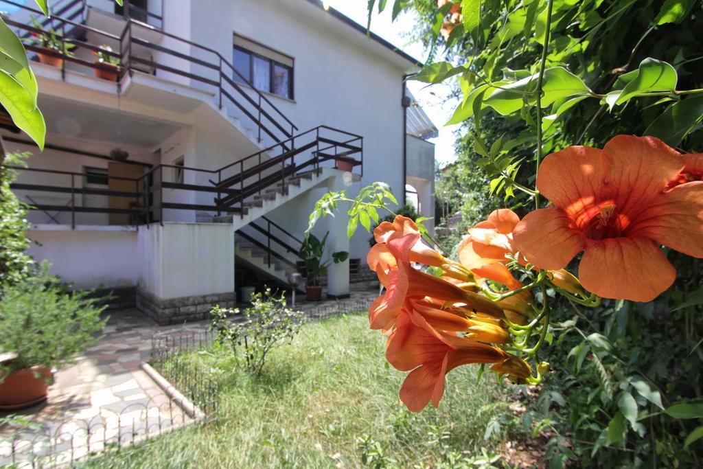 Guesthouse Villa Stanger Ловран Экстерьер фото