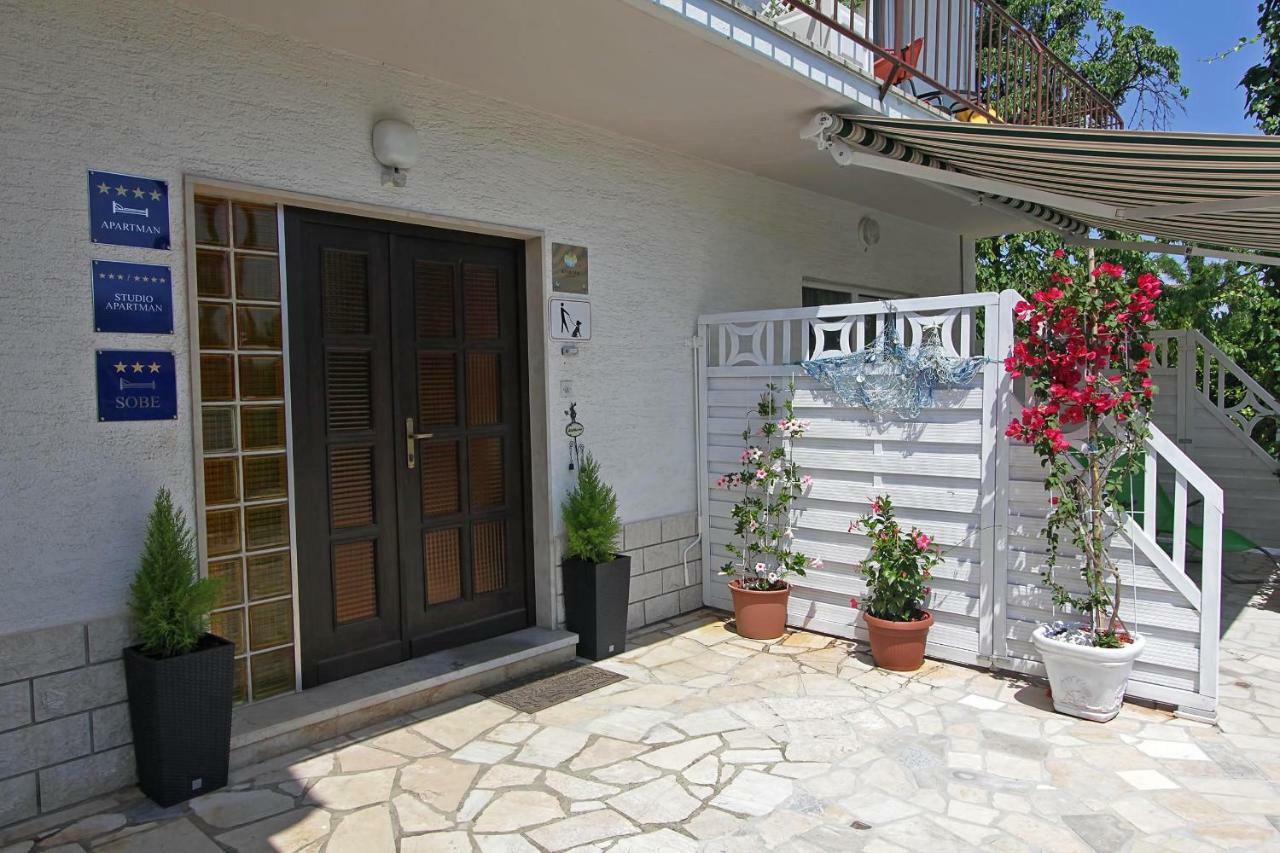 Guesthouse Villa Stanger Ловран Экстерьер фото